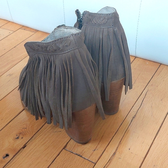 Seychelles ankle heeled boots size US 8 - Picture 4 of 5